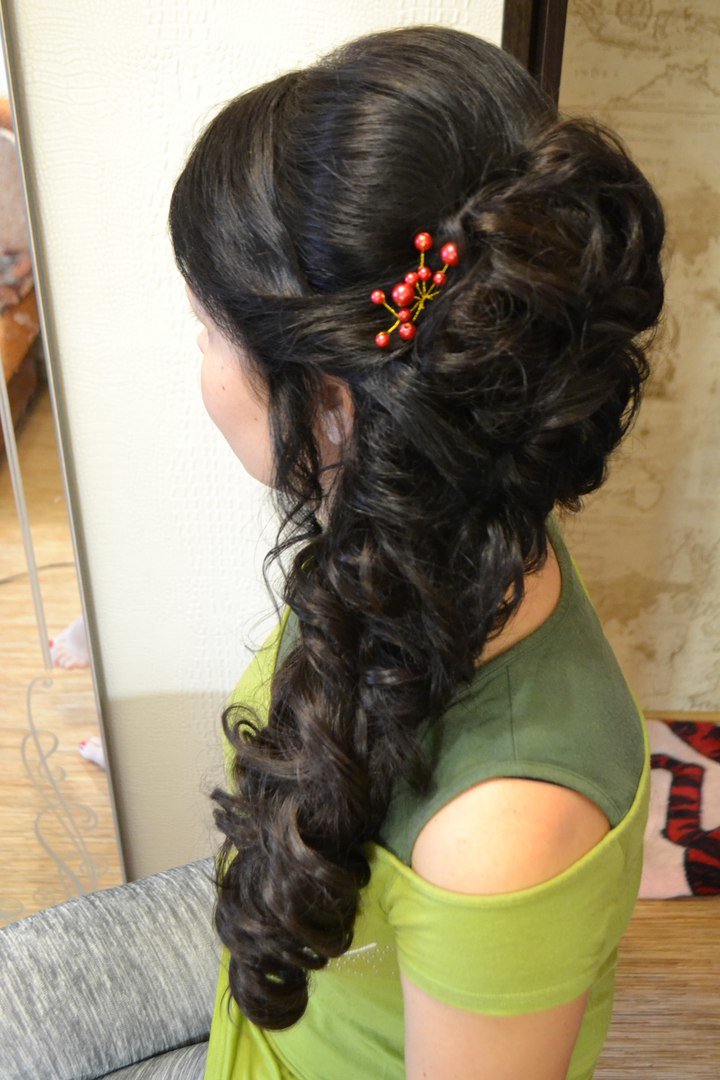 Греческая коса на длинные и средней длины волосы: 5 вариантов причесок с фото