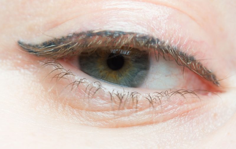 Татуаж межресничного пространства глаз: как делают и сколько держится, плюсы и минусы процедуры