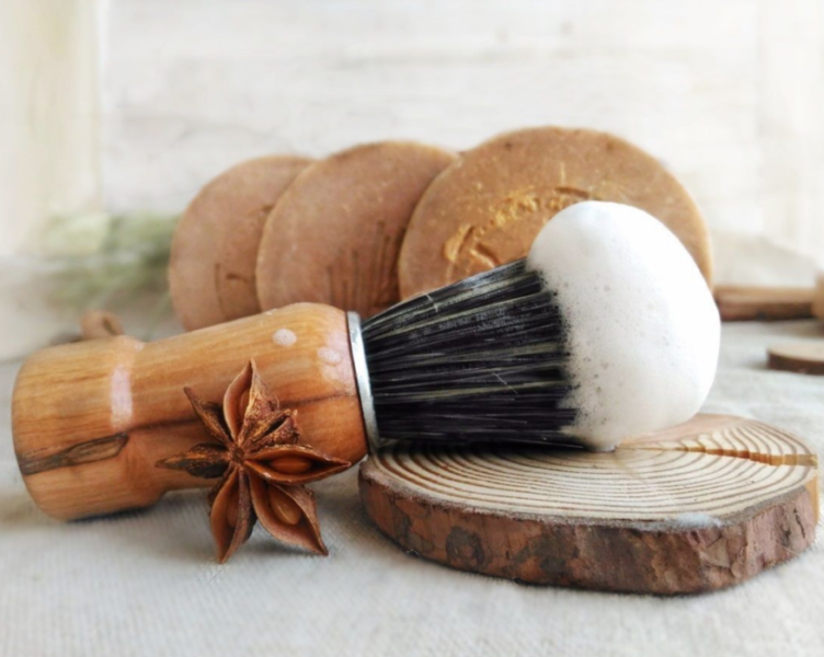 Мыло для бритья — как сделать своими руками: разновидности, состав