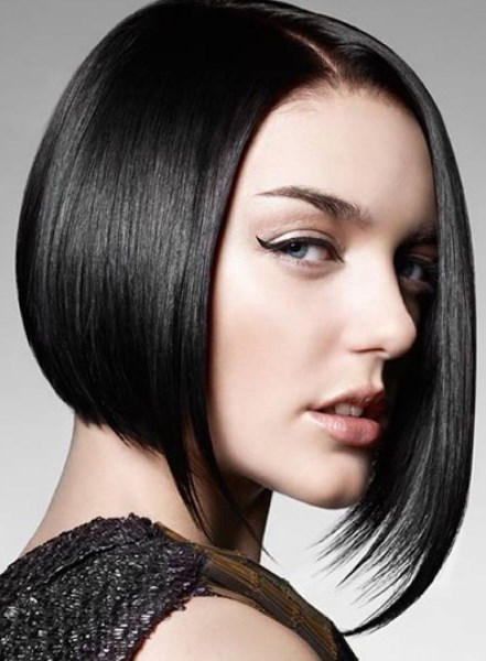 Стрижки на средние волосы с челкой – 8 красивых и стильных образов