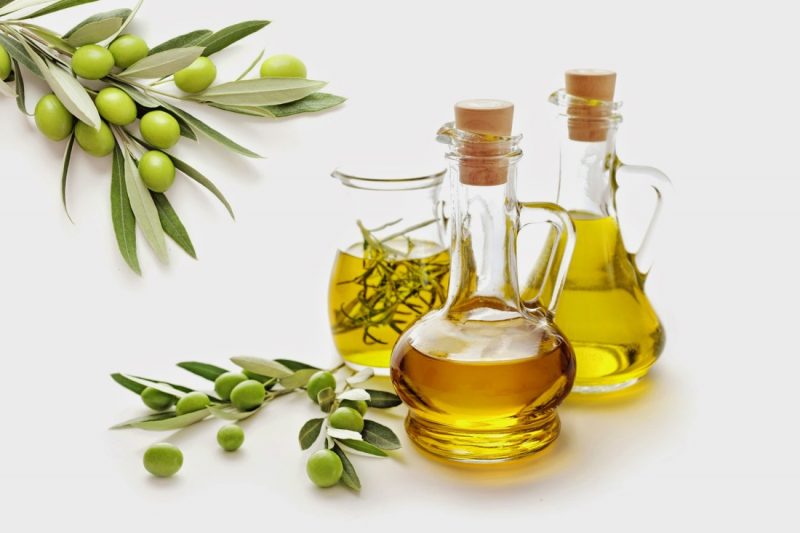 Оливковое масло (Olive Oil): полезные свойства и противопоказания