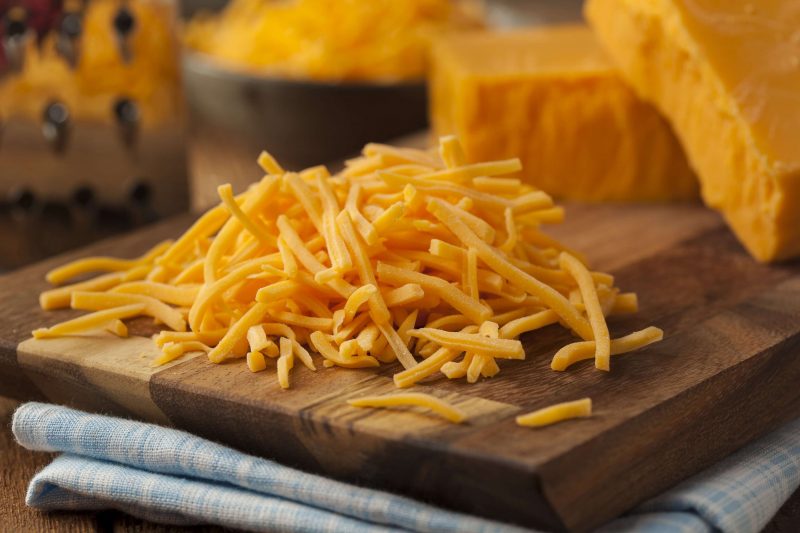 Сыр Чеддер (Cheddar): вкусовые характеристики, состав, калорийность, чем можно заменить
