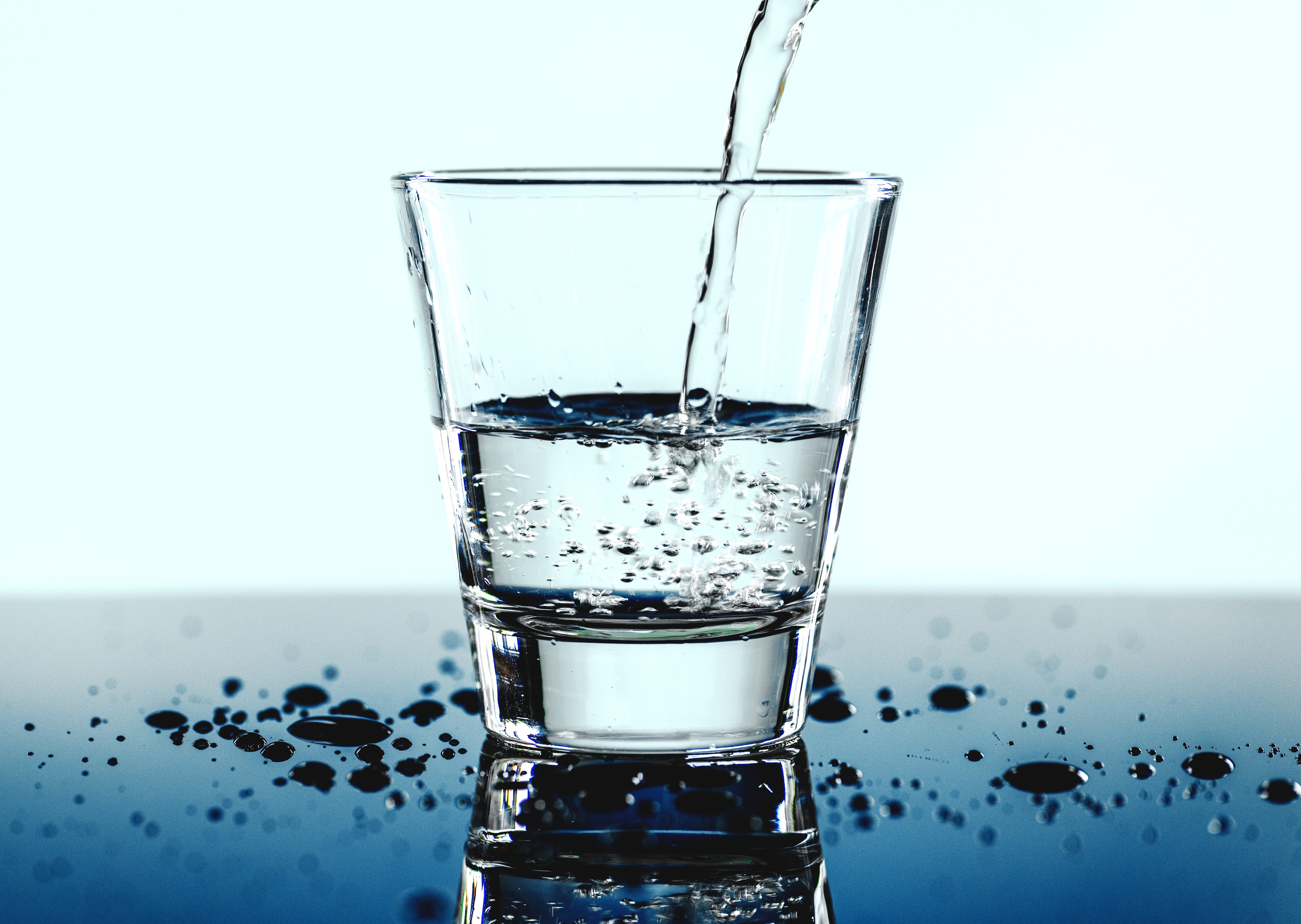 8 ситуаций, в которых стоит отказаться от воды