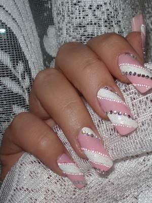 Розовый дизайн ногтей: идеи красивого маникюра с розовым лаком, новинки, фото