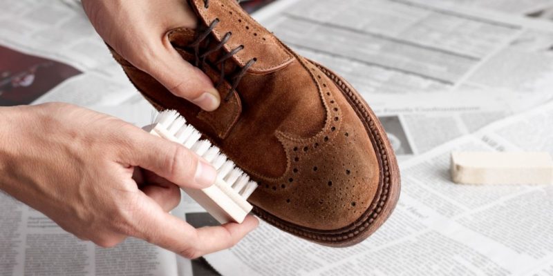 Как почистить замшу и замшевую обувь в домашних условиях?