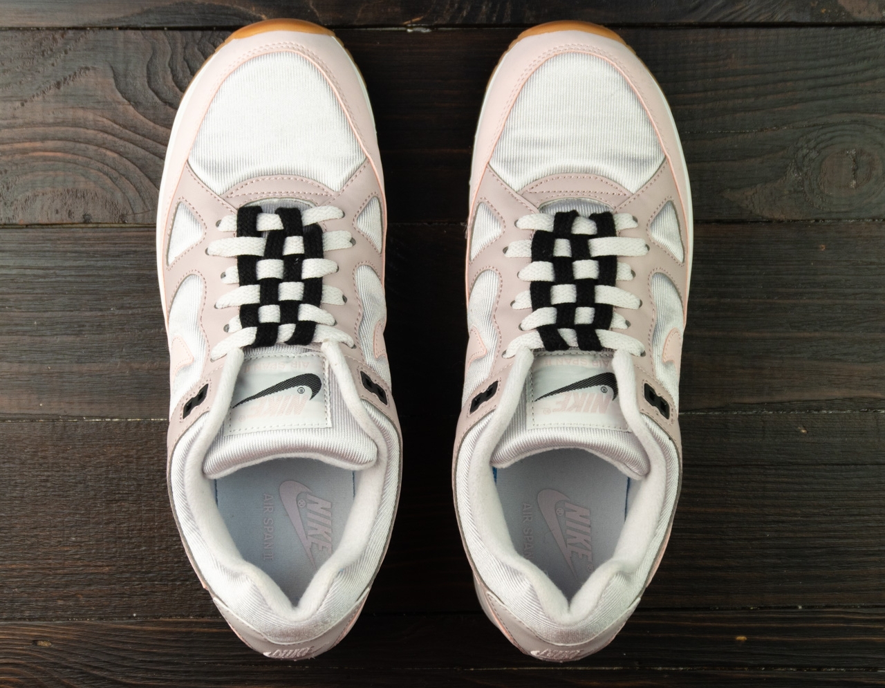 Как красиво завязать шнурки на кроссовках – 8 модных и оригинальных вариантов