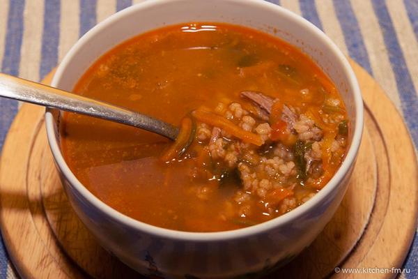 5 рецептов сытных мясных супов