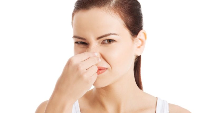 Запах из влагалища: причины неприятного запаха, как от него избавиться