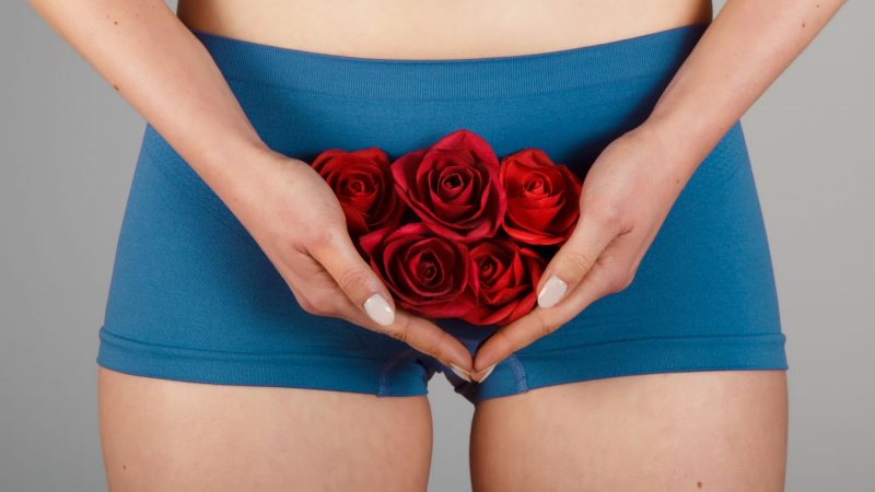 Можно ли заниматься сексом во время месячных? В чем опасность и каковы последствия секса во время менструации